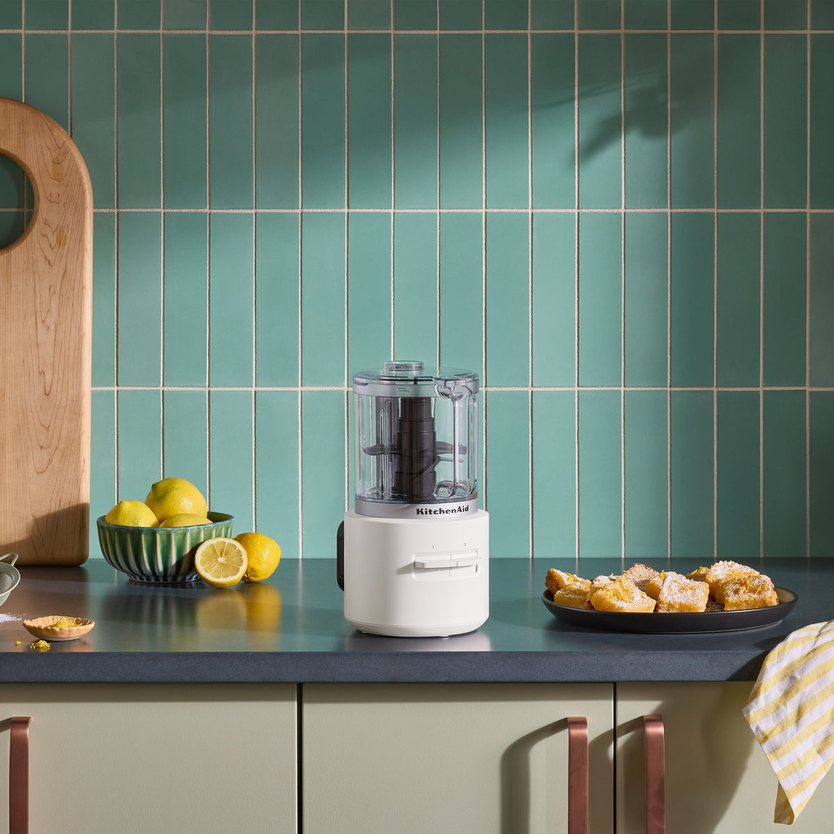 KitchenAid Cordless 12V 5 Cup Chopper in Porcelain (KFCR500PL) - image 17