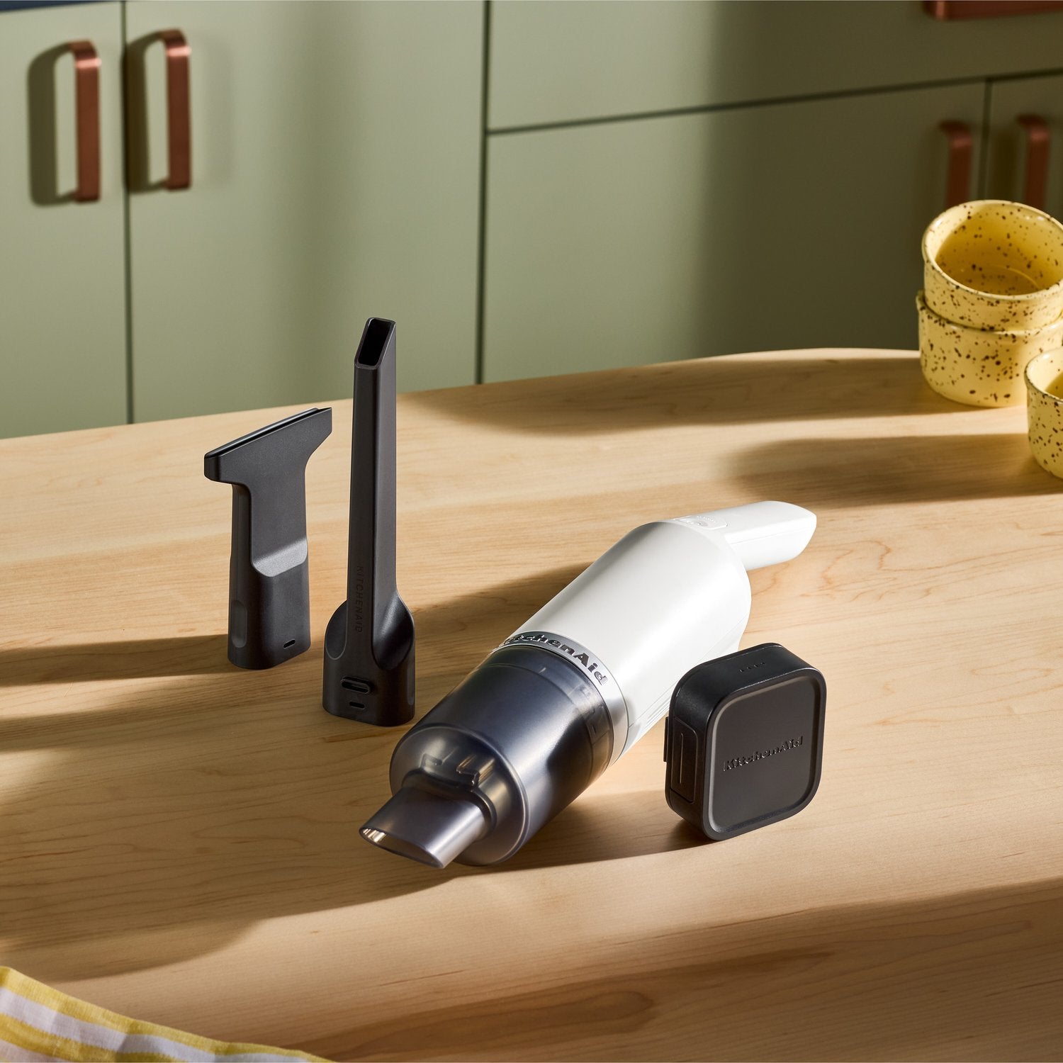 KitchenAid Cordless 12V Kitchen Vacuum in Porcelain (KKVR100PL) - image 13