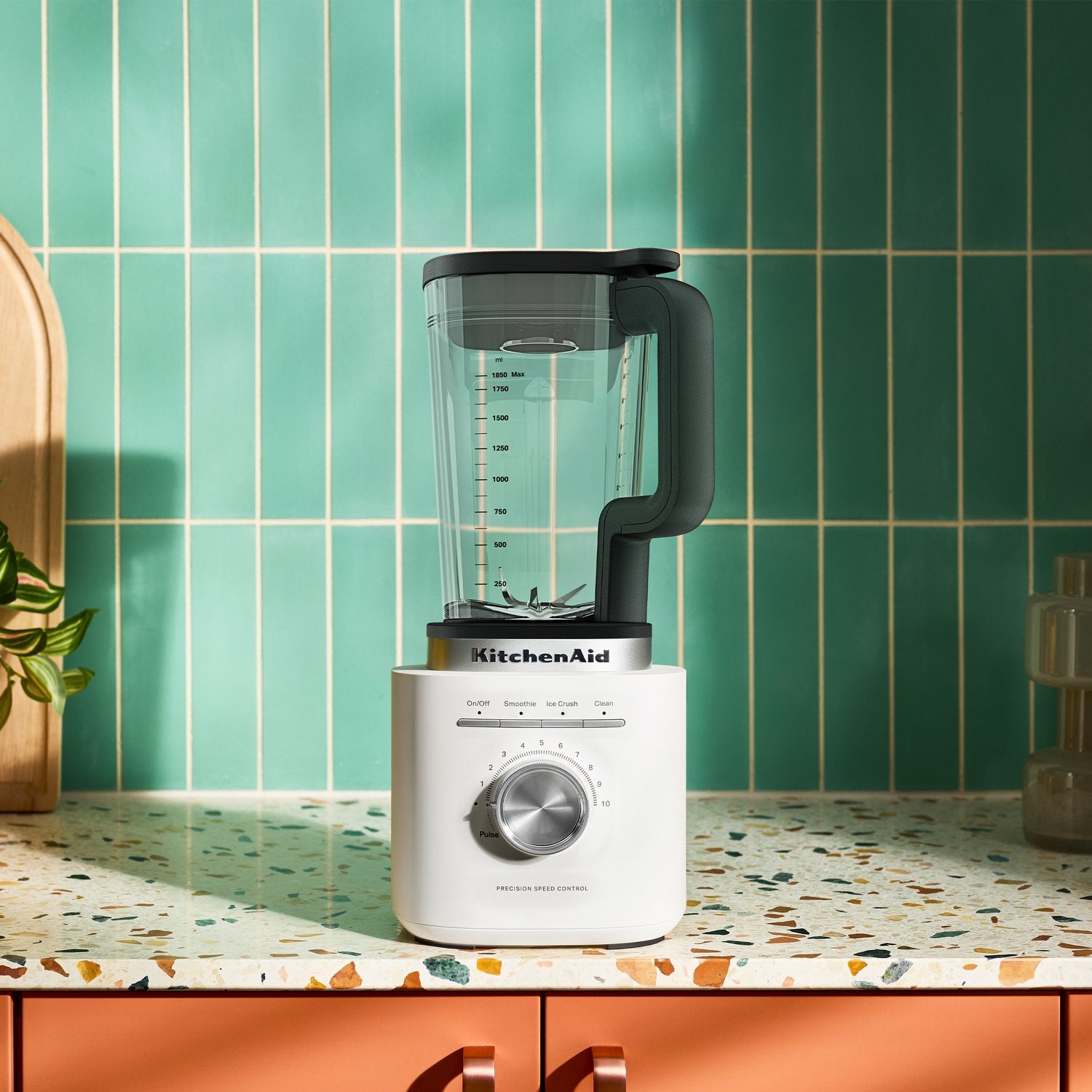 KitchenAid Pure Power Blender with 62 oz Glass Jar in Porcelain (KSB2070PL) - image 15