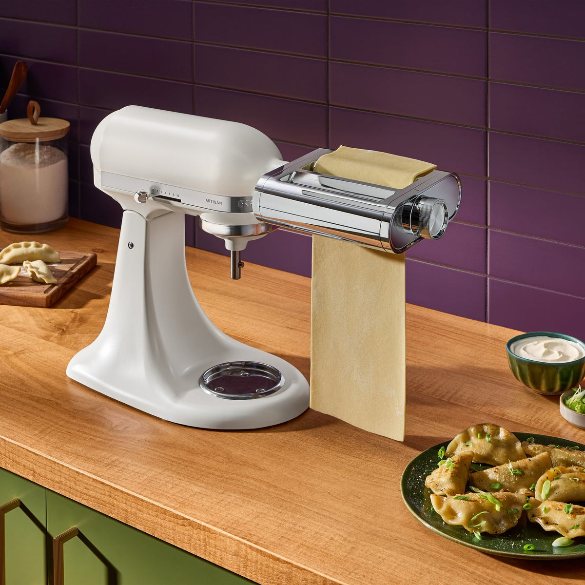 KitchenAid 3-in-1 Metal Pasta Roller and Cutter Attachment in Chrome (KSM3MPA) - image 10