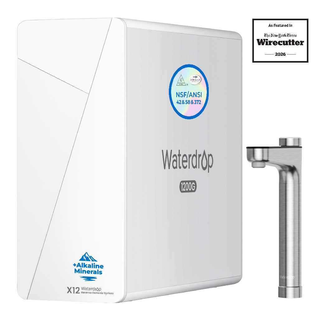 Waterdrop reverse osmosis system, white housing with NSF-certified badge and metal faucet