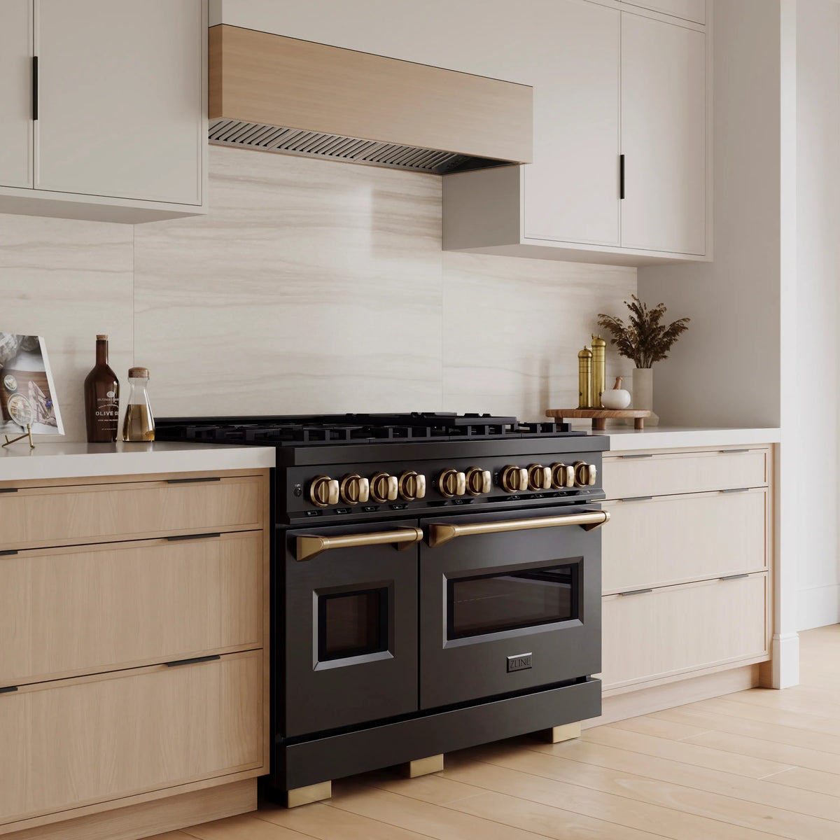 ZLINE Autograph Edition 48-Inch Classic Series Dual Fuel Range with 8 Gas Burner Cooktop and 6.7 Cu. Ft. Electric Convection Oven in Black Stainless and Champagne Bronze Accent (CDRBZ-48-CB)