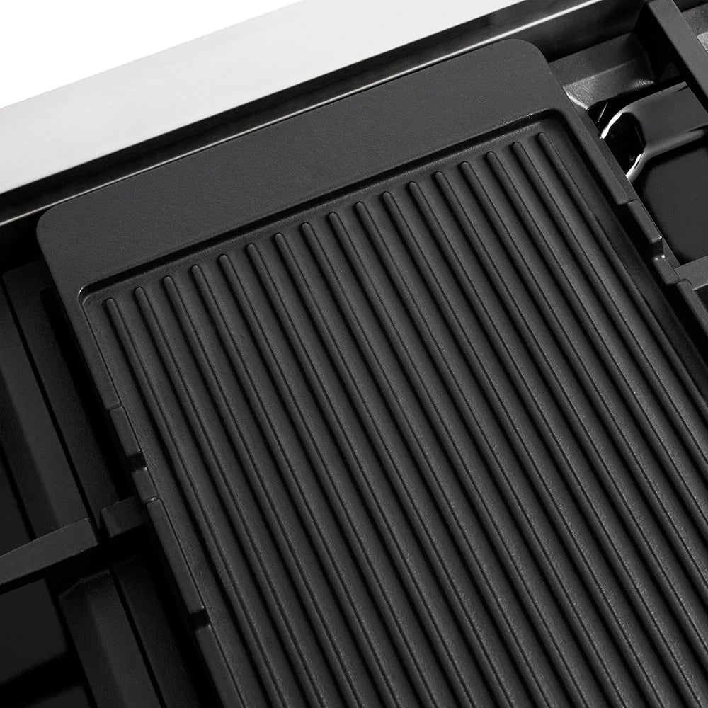 Gas range cast-iron griddle insert with vertical ribbed grill surface
