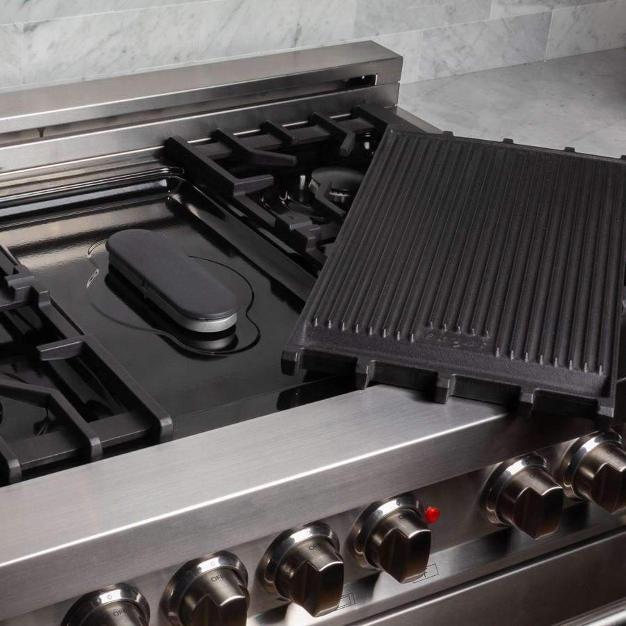 Stainless steel dual fuel range griddle with ridged cooking surface