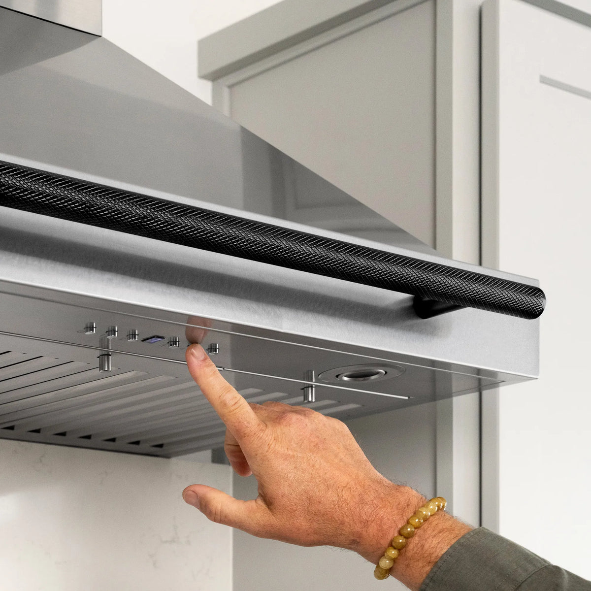 ZLINE Wall Mount Range Hood Helix Handle in Black Stainless Steel