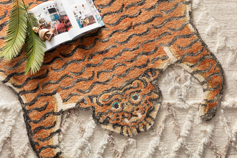Justina Blakeney x Loloi Feroz Collection - Contemporary Hooked Rug in Tangerine (FER-05)