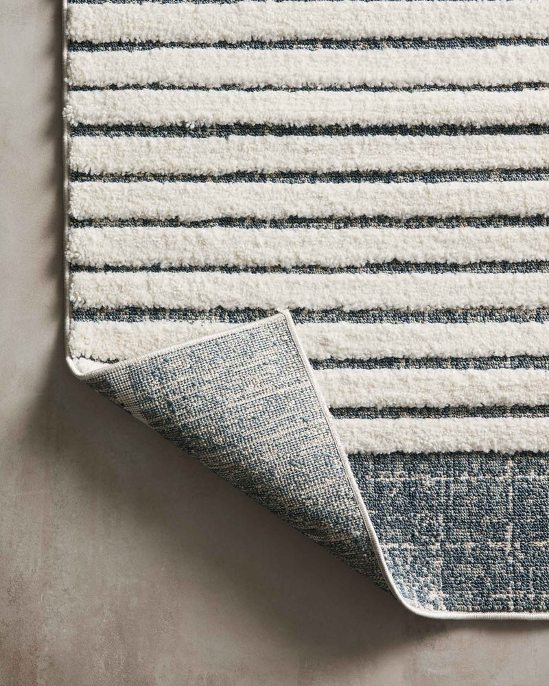 Loloi II Hagen Collection - CONTEMPORARY Power Loomed Rug in White & Ocean (HAG-01)