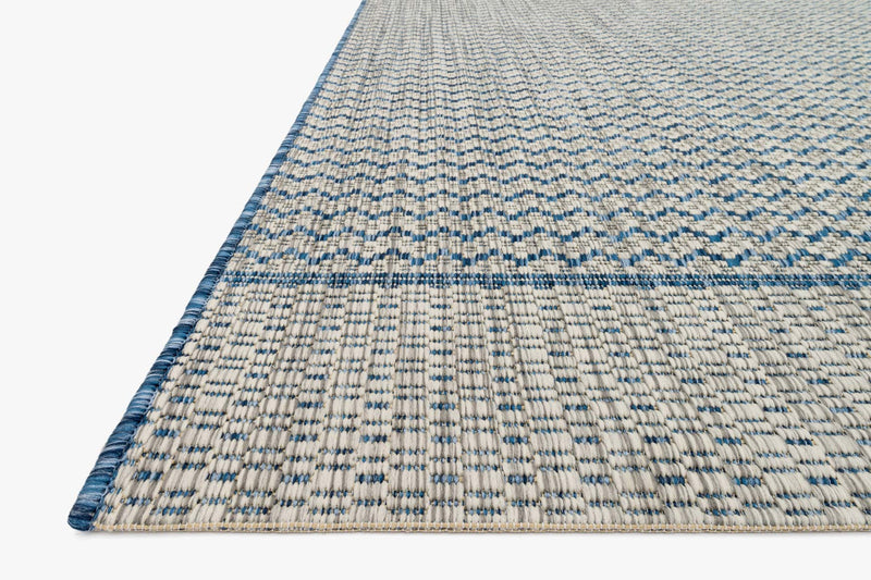 Loloi Isle Collection - Indoor/Outdoor Power Loomed Rug in Grey & Blue (IE-03)