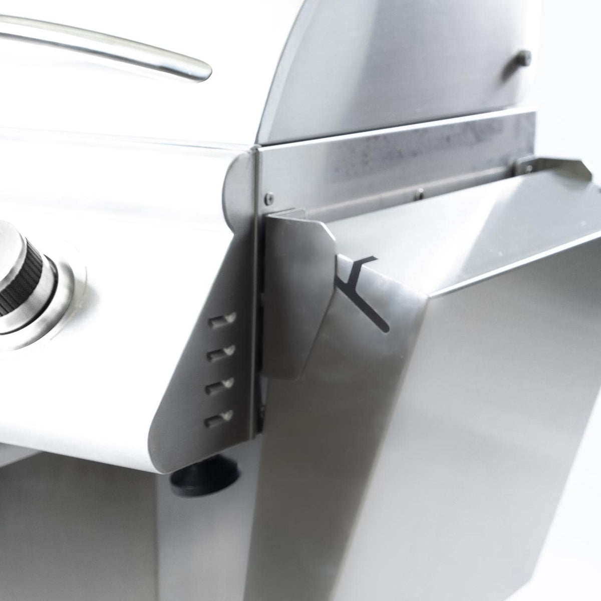 Electric grill side shelf support bracket and lever handle on stainless unit