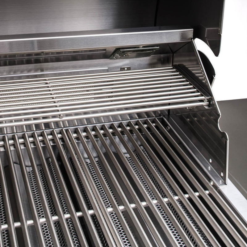 Blaze Grill Package - Premium LTE 32-Inch 4-Burner Built-In Natural Gas Grill, Side Burner and Griddle in Stainless Steel