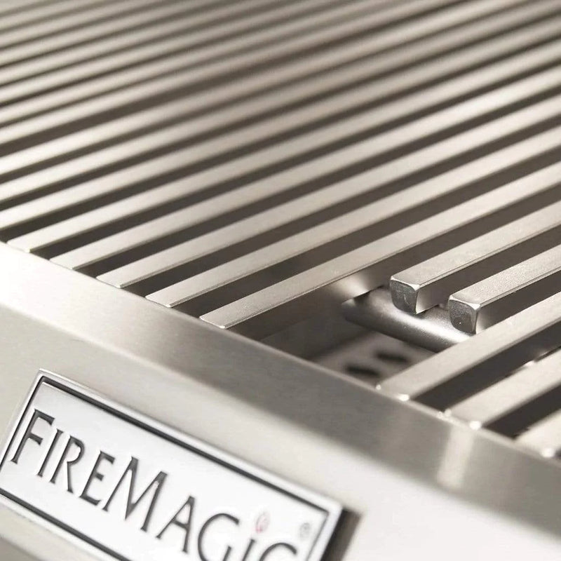 FireMagic A430s In-Ground Post Mount Grill with Analog Thermometer - Natural Gas(A430S-8LAN-G6)