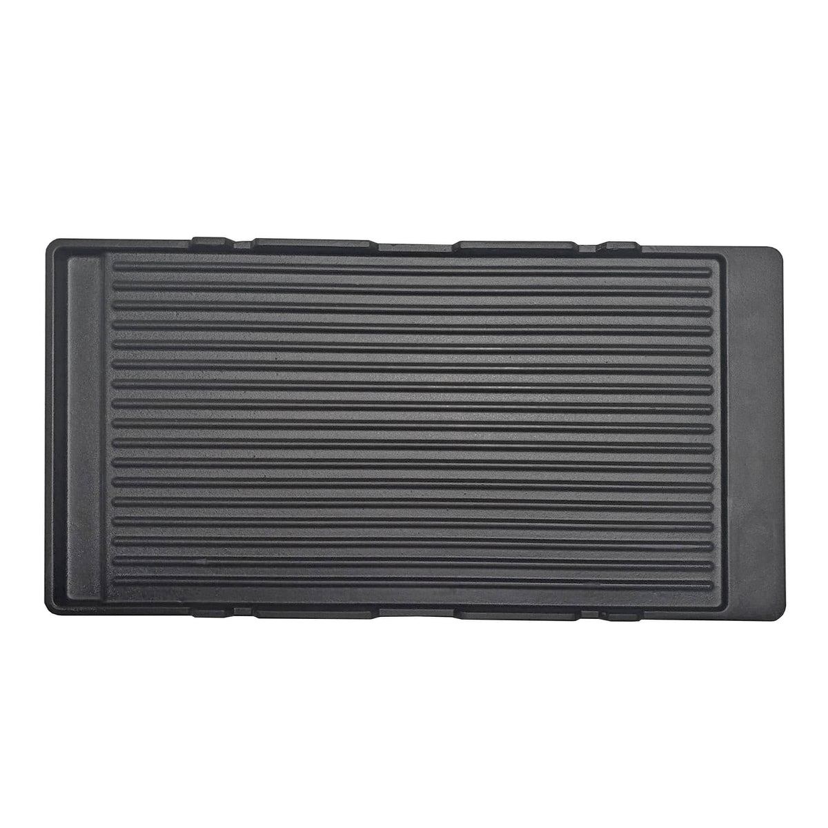 Cast iron reversible grill plate with ribbed cooking surface