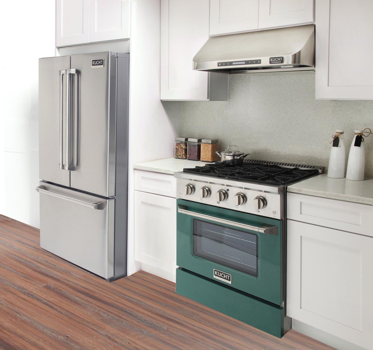 Gas range in stainless and green with five burners and oven door