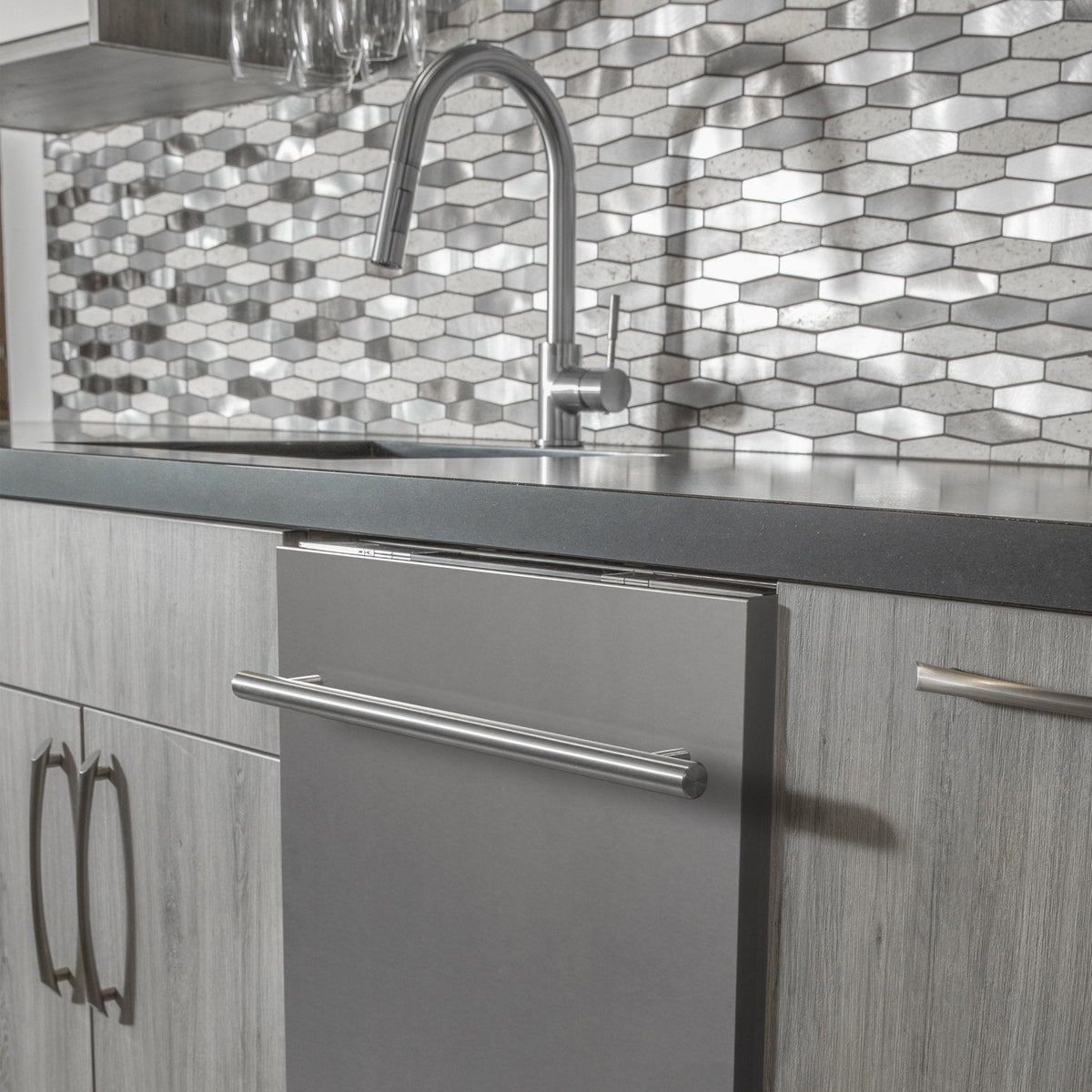Stainless steel built-in dishwasher door with modern bar handle