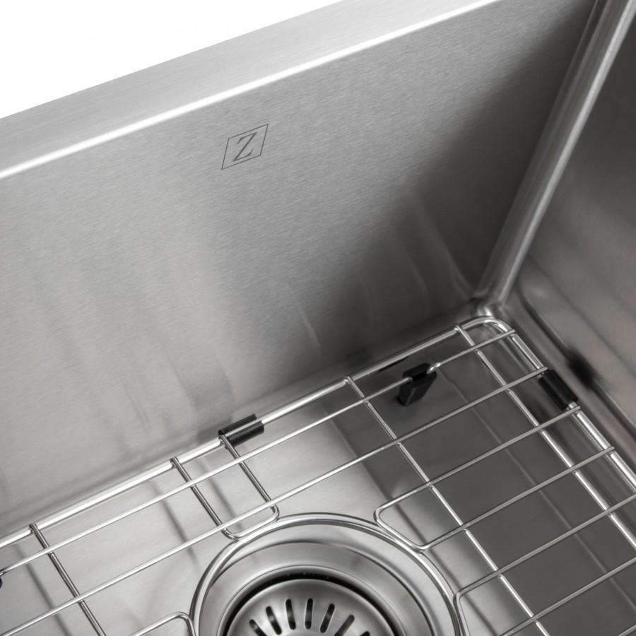 Stainless steel sink basin with bottom grid and circular drain strainer
