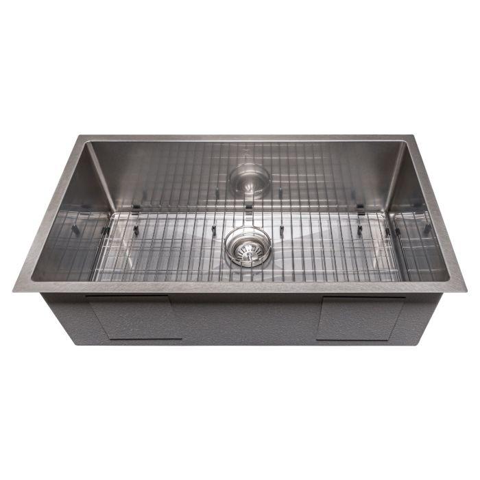 Stainless steel single-bowl kitchen sink with bottom grid and central drain strainer