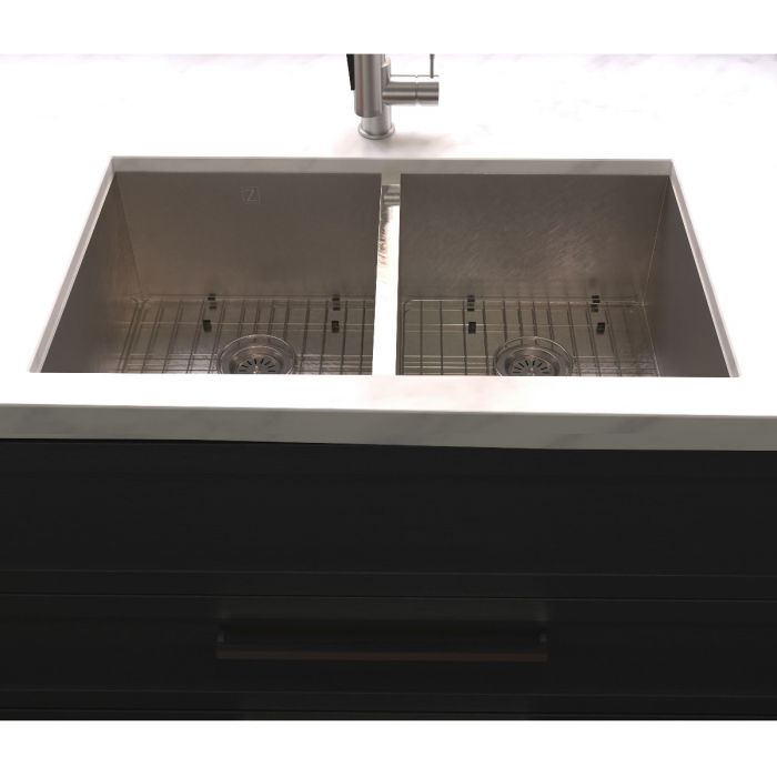 Undermount stainless steel double-bowl sink with grids and two drain strainers